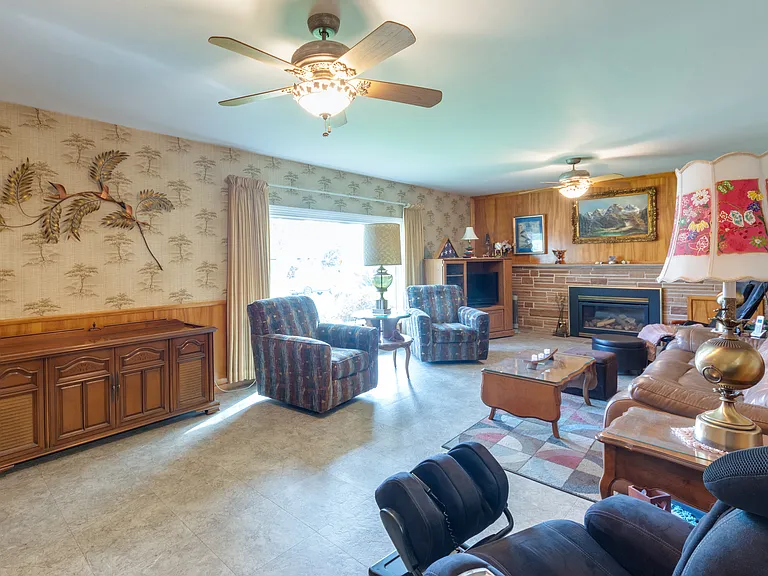 3105 Barnett St — Photo 23
