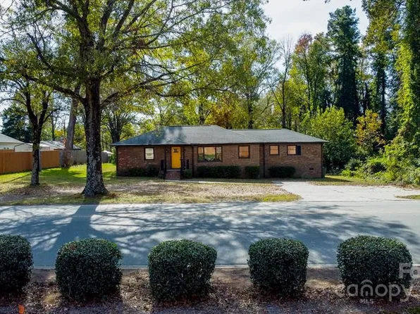 5909 Old Mount Holly Rd, Charlotte, NC 28208