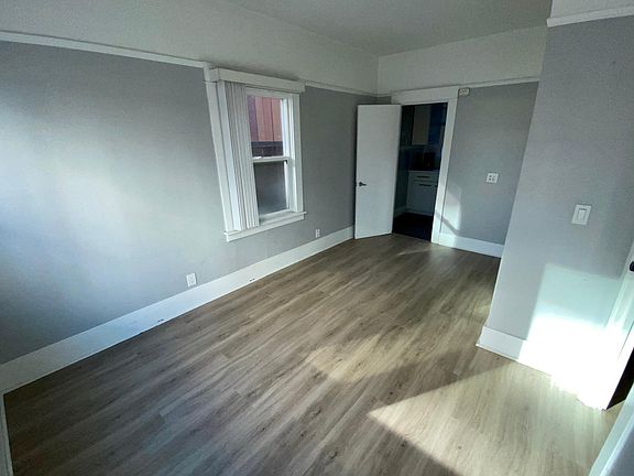 4th image of 830 Park Blvd APT 202