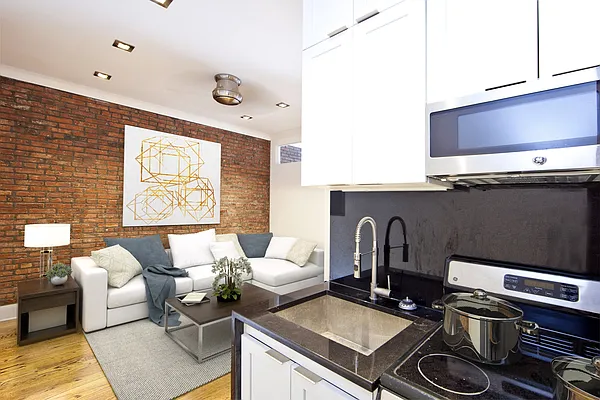 Rented by R New York | media 29