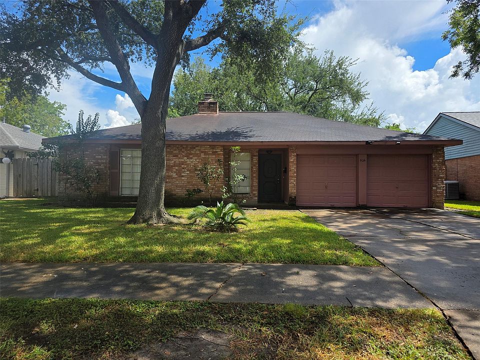 1st image of 926 Redway Ln