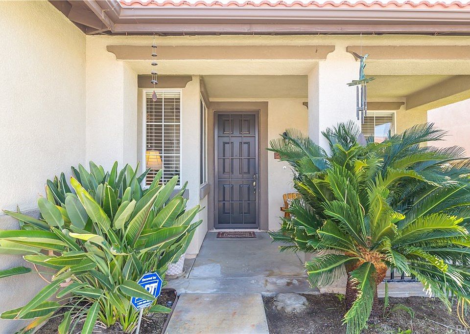 1st image of 40870 Bouvier Way