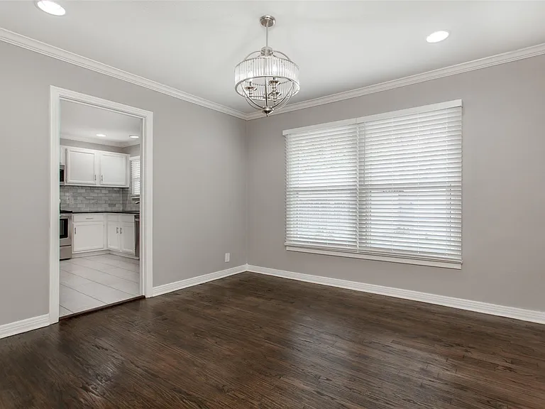 570 Bondstone Dr — Photo 11