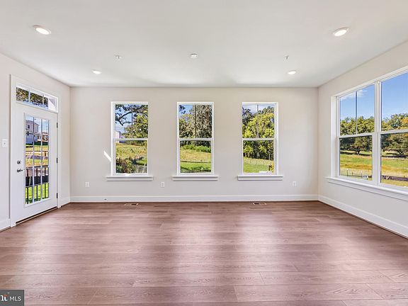 7th image of this home
