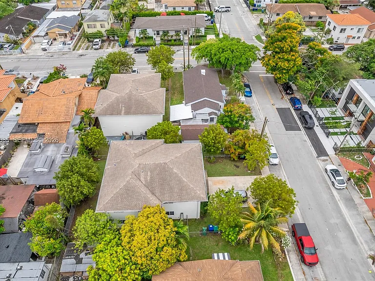 1029 SW 11th Ave #0 — Photo 45