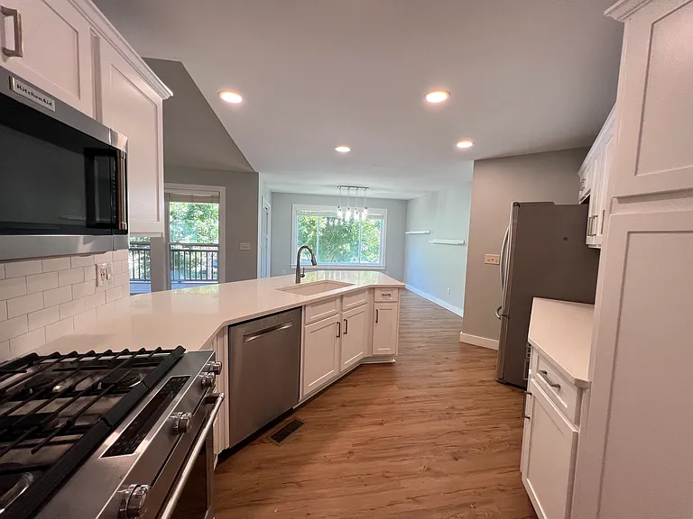 2213 E Myrtlewood Ct — Photo 89