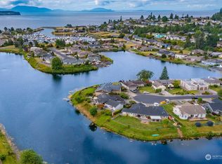 5572 Chehalis Pl, Blaine, WA 98230