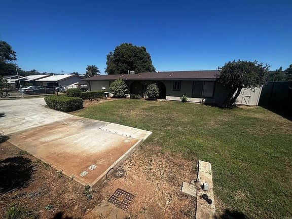 4th image of 909 Rock Springs Rd