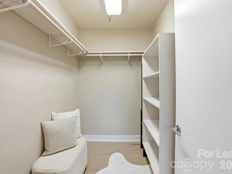 1133 Metropolitan Ave — Photo 18