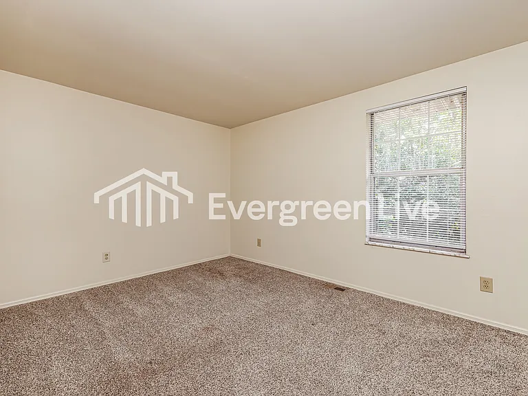 8203 Mount Carmel St — Photo 11