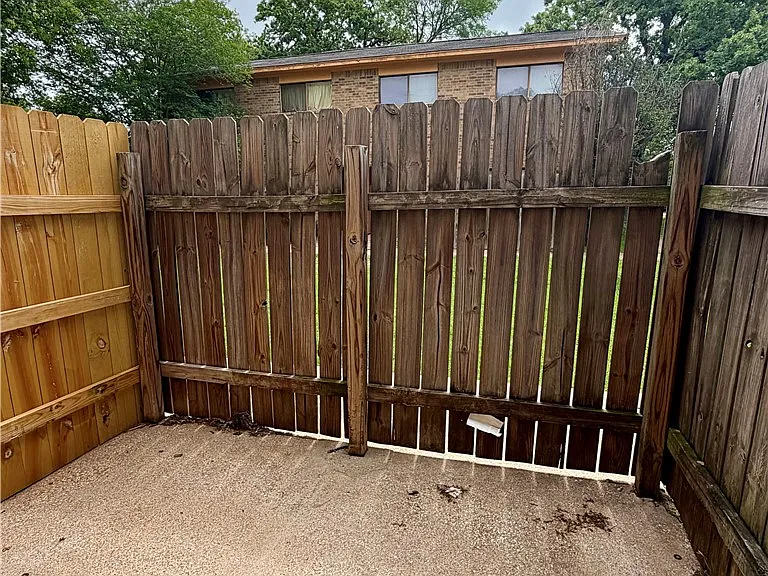 2406 Blanco Dr #D — Photo 26