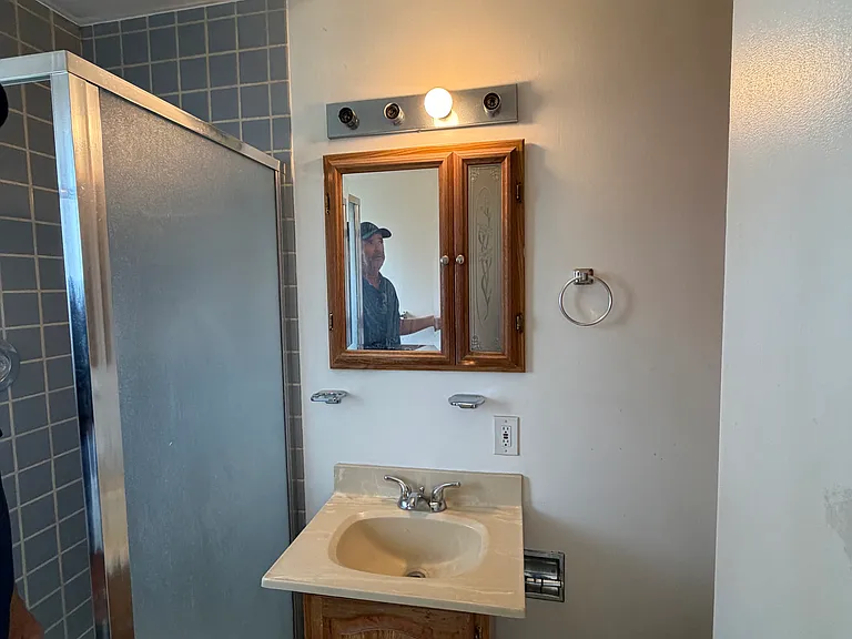 4207 N Woodson Ave — Photo 14