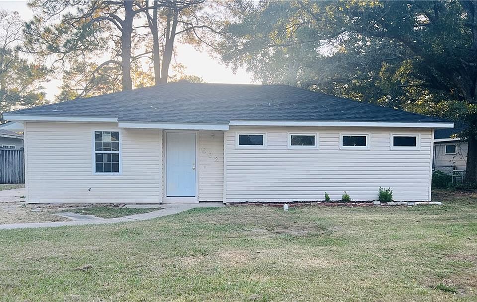 602 Farnell Ln, Mobile, AL 36606 MLS 7127377 Zillow