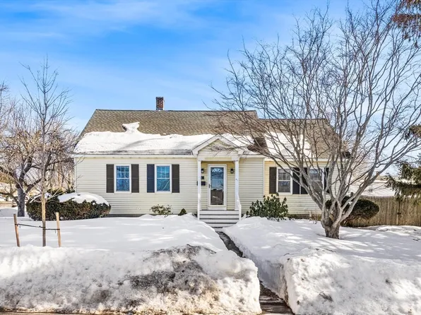 41 Lyman Rd, North Andover, MA 01845