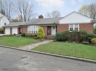 64 Observatory Ave, North Providence, RI 02911