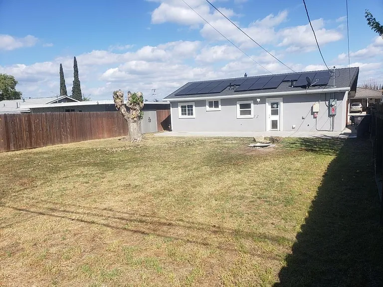 1801 Deborah St — Photo 13