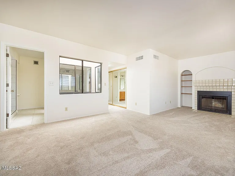 2284 W Paseo Cielo — Photo 19