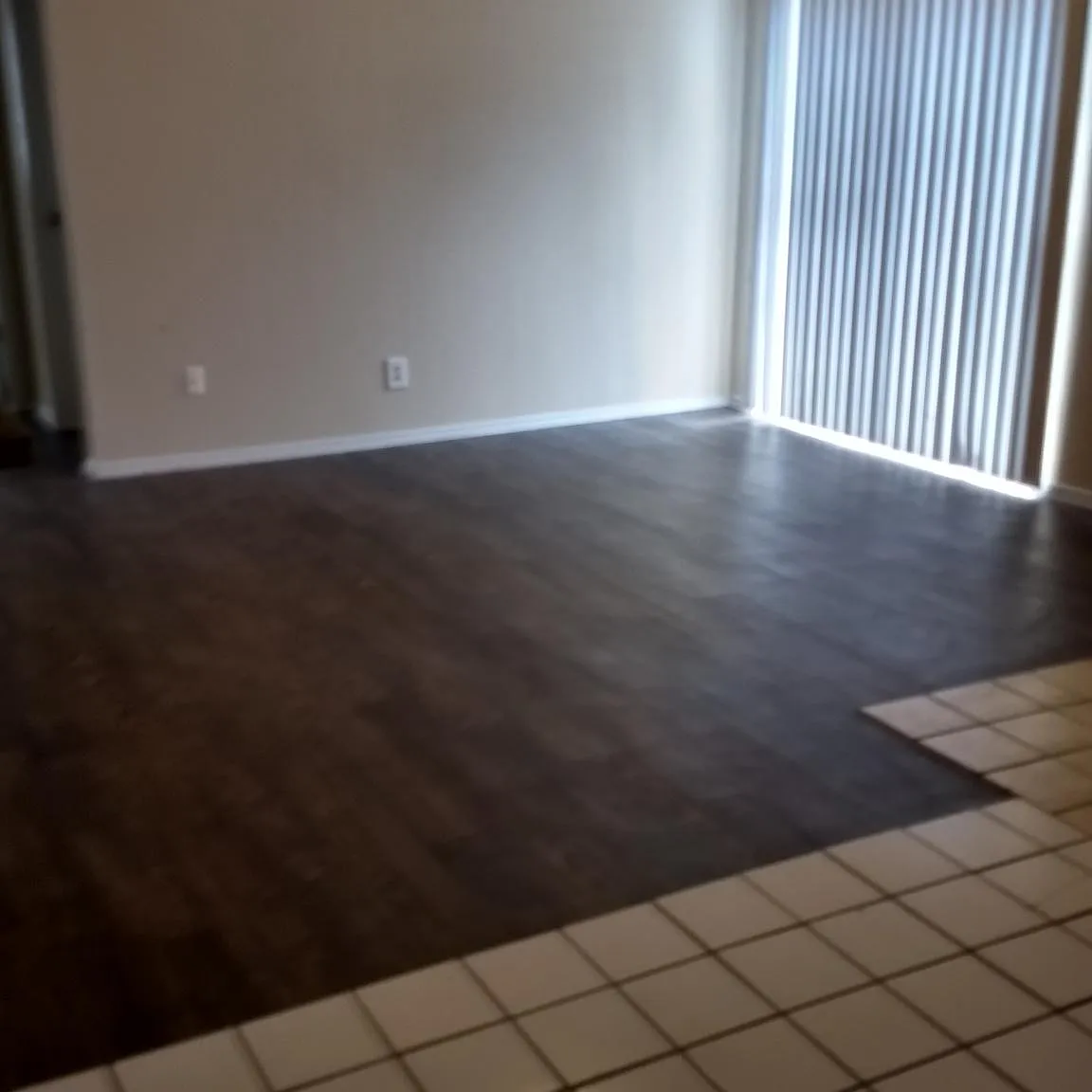 2 bed, 1.5 bath, 1200 sqft, $1,250 — Photo 2