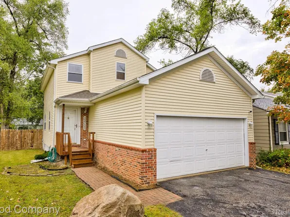 22723 Middlebelt Rd, Farmington Hills, MI 48336