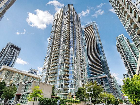 2nd image of 10 Navy Wharf Ct #3601