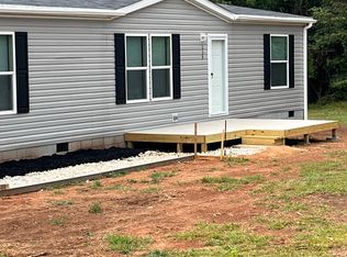 239 Woodmont Rd, Central, SC 29630
