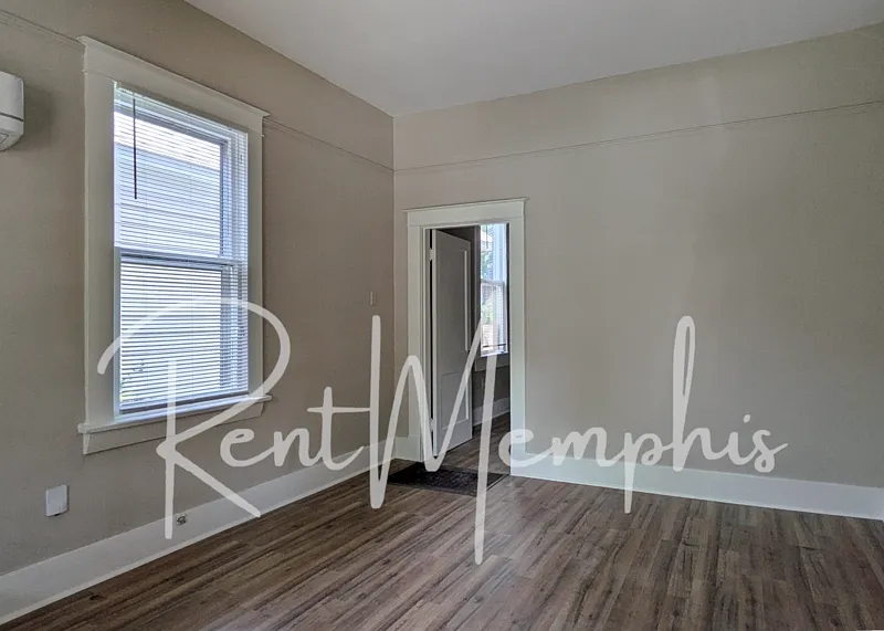 1 bed, 1.0 bath, 600 sqft, $975 — Photo 2