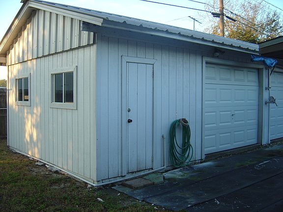 East End of Shop