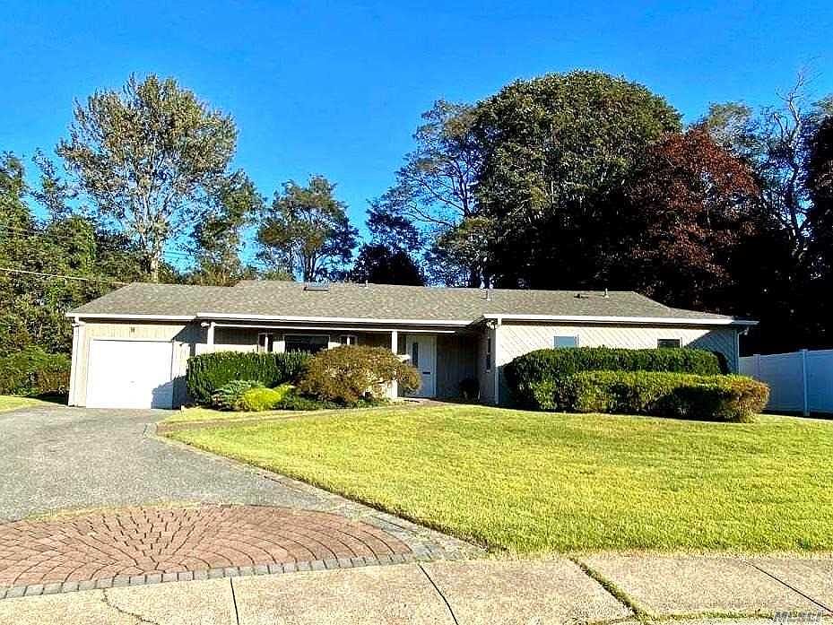 1st image of 10 Barbara Lynn Ct
