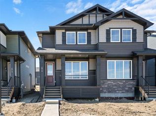 676 N Sora Blvd SE, Calgary, AB T3S0L7