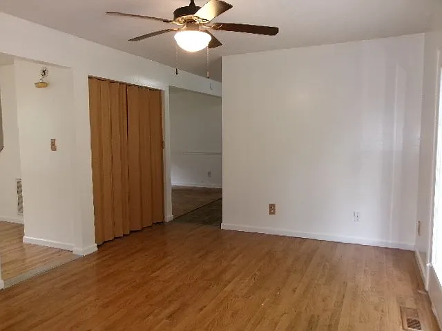 202 Crestway Dr — Photo 17
