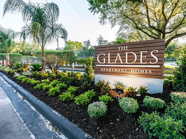 Glades — Photo 4
