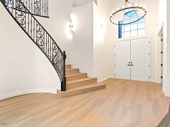 4th image of 10668 Porta Romana Ct
