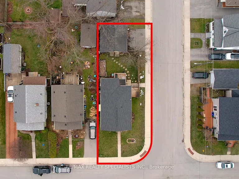 4397 Homewood Ave — Photo 36