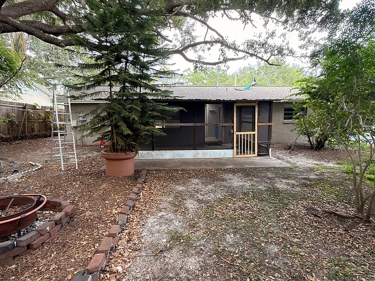 1116 Grantwood Ave — Photo 21