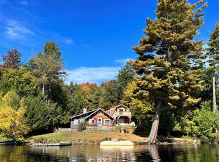 123 Riverside Dr, Saranac Lake, NY 12983