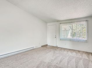 Pinewood Commons, Gresham, OR 97030