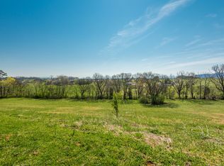 2042 Kings View Loop, Seymour, TN 37865