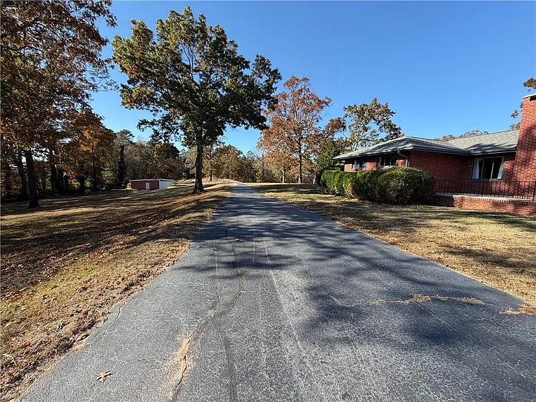 1530 Lost Mountain Rd — Photo 5