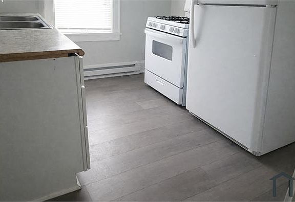 2nd image of 2174 W 103rd St APT 5