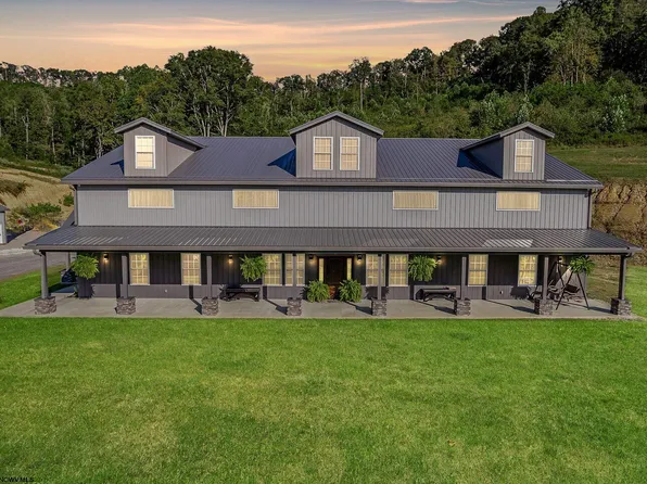 1208 Hagans Rd, Maidsville, WV 26541