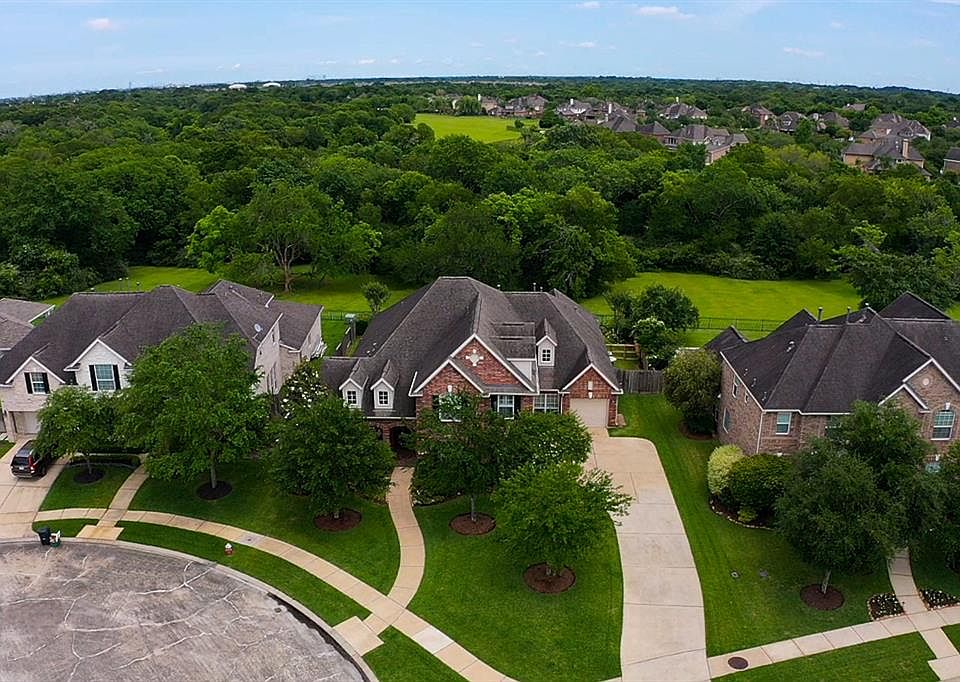 1st image of 2509 Pebble Lodge Ln