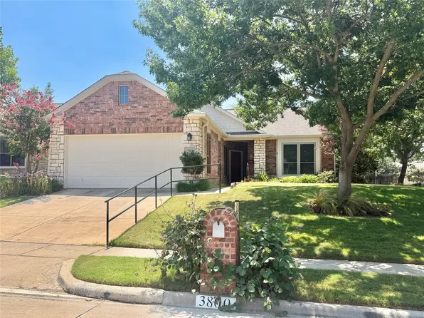 3800 Swiss Pine Rd, Denton, TX 76210