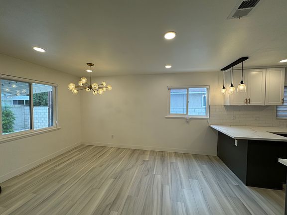 5th image of 11516 Kibbee Ave