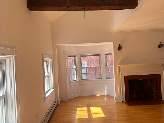 4th image of 99 State St