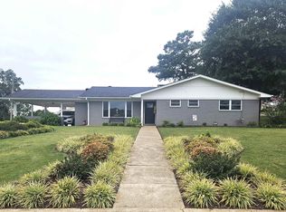 607 N 12th St, Nashville, AR 71852