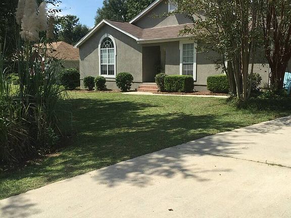 3rd image of 2646 Topaz Way