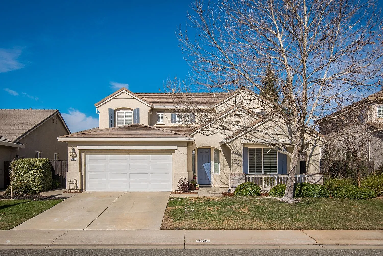 678 Corsley Ln photo 1