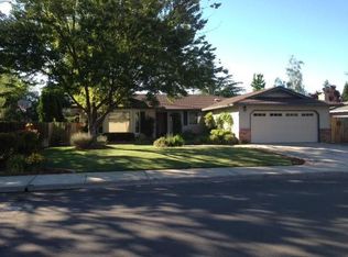 3077 Lazy Creek Dr, Medford, OR 97504