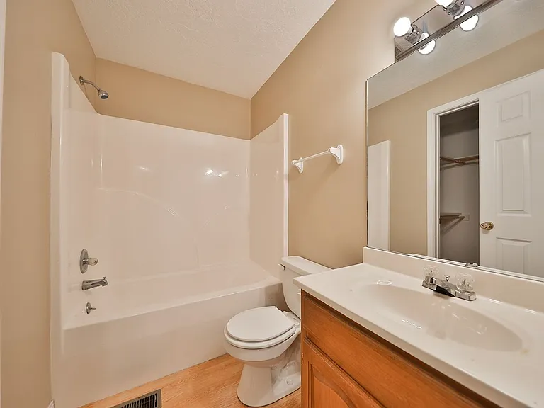 115 Bo Dr — Photo 6