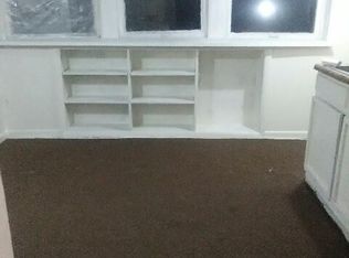 415 W Stephenson St, Freeport, IL 61032